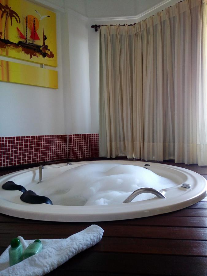 Raio Do Sol Residence Бомбиняс Екстериор снимка